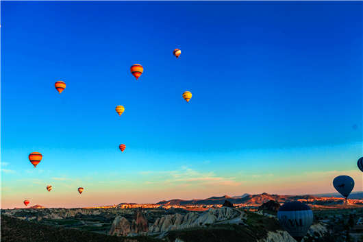 申請(qǐng)<a style='color:#268bd1;cursor:pointer;' href='/passport.html'>辦理土耳其護(hù)照</a>:享受全球便利通行 申請(qǐng)辦理土耳其護(hù)照:享受全球便利通行